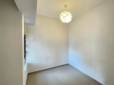 Listing thumbnail