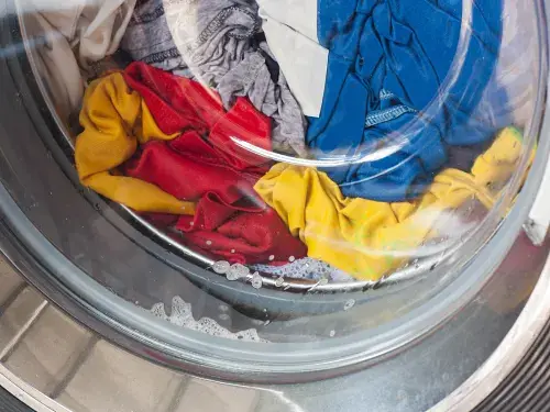 5 Common Washing Machine Mistakes post illustrative image