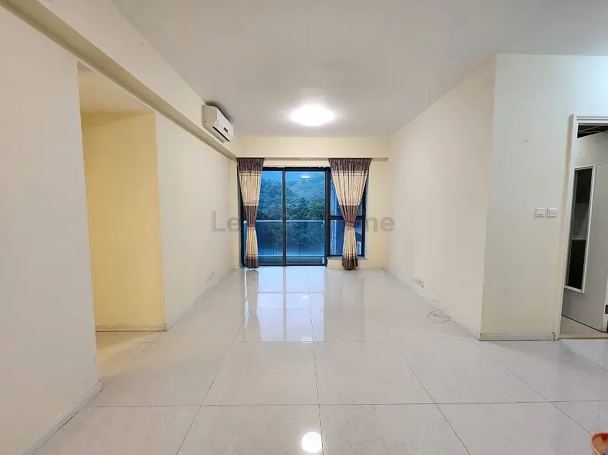 Mont Vert Phase 1 listing image