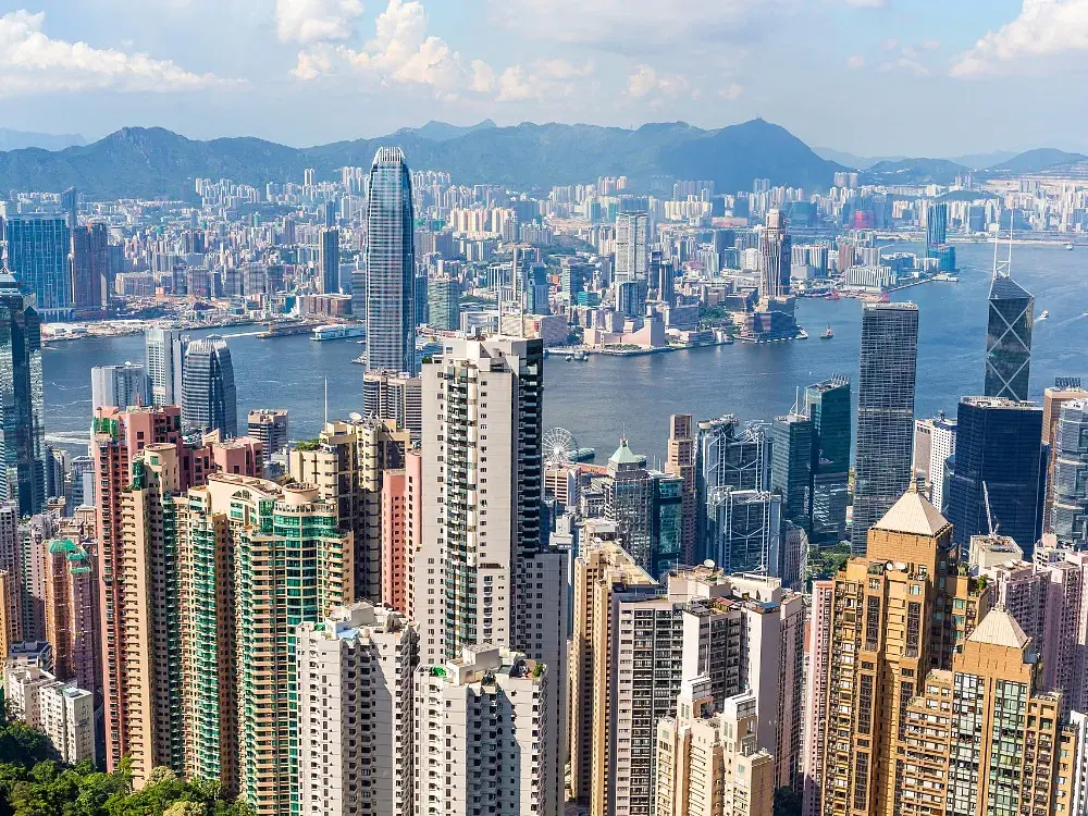 香港擅闯私人地方指南：法律后果及天台危摄案例 post illustrative image