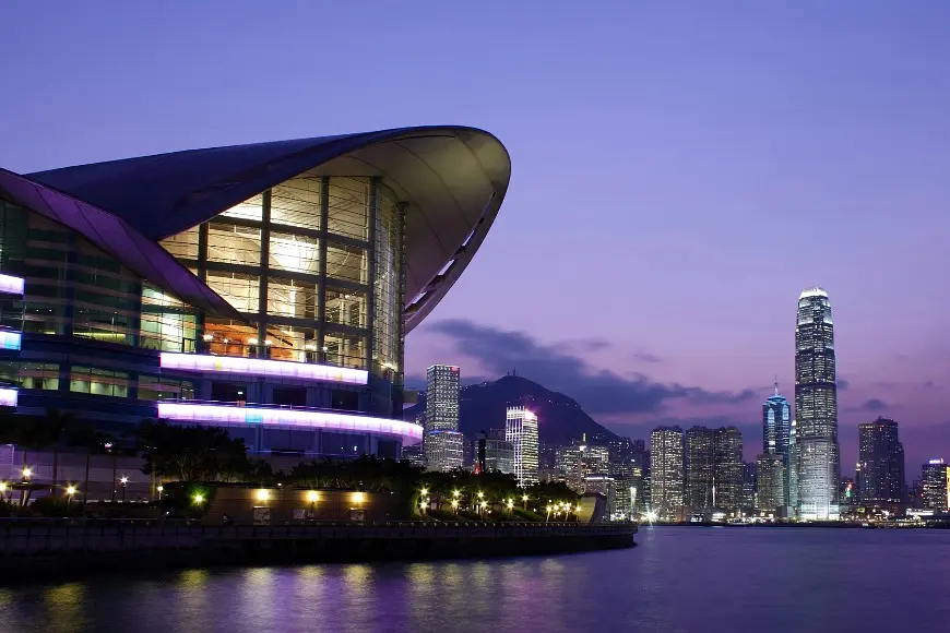 The Expat's Guide to Rent a Home in Hong Kong post illustrative image