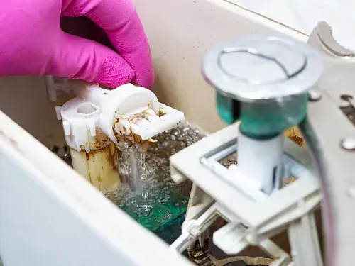 Toilet Leak Troubleshooting Guide post illustrative image