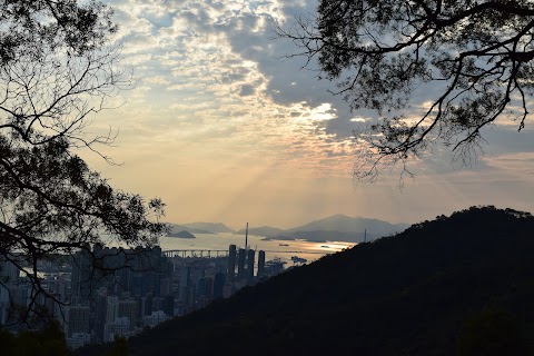 畢架山一號 1期數